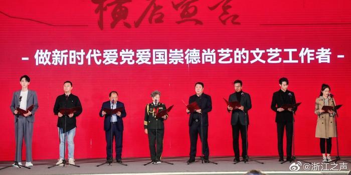 大河装备宣工公司压雪机亮相“十四冬”